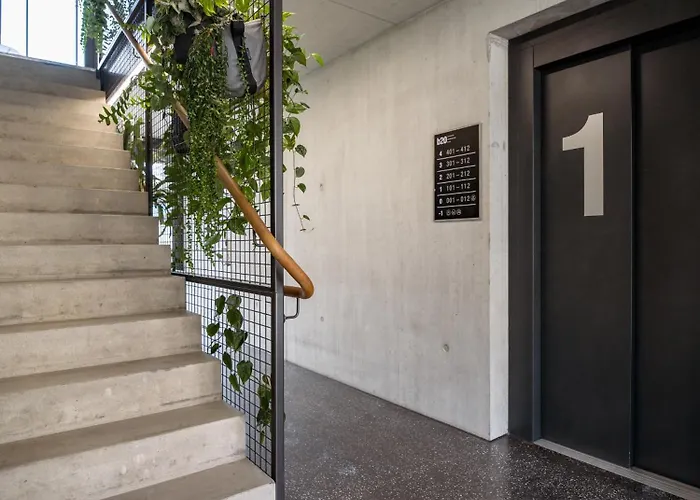 Aparthotel B20 - Serviced Ag